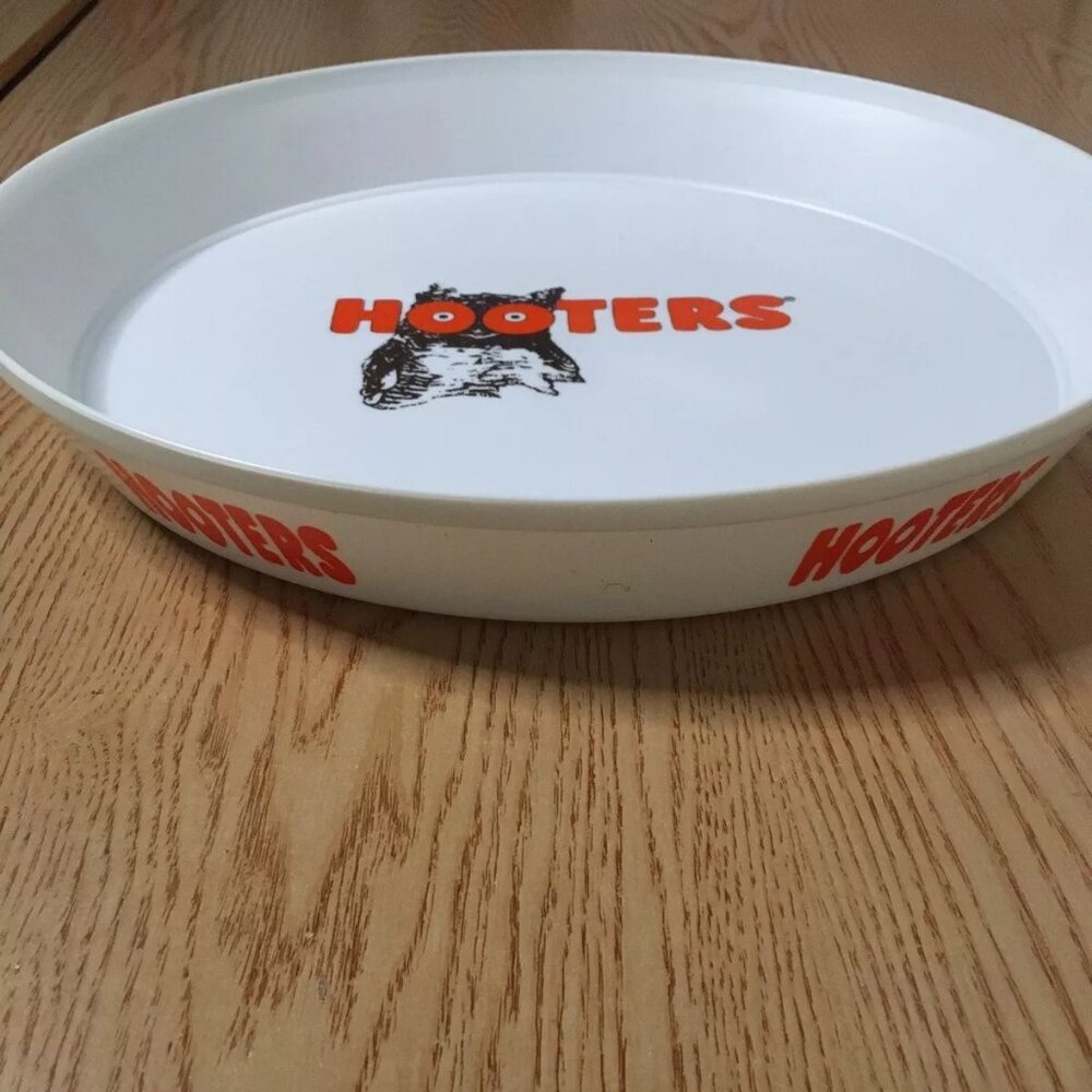 New Hooters Girl Server Vintage Clams Food Drinks Tray 13.1/4”x2” Hard Plastic